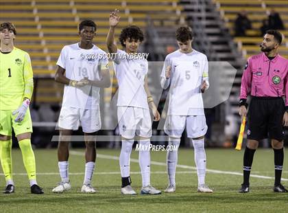 Thumbnail 3 in St. Ignatius vs. St. Charles (OHSAA Division I Final) photogallery.
