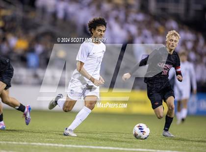 Thumbnail 1 in St. Ignatius vs. St. Charles (OHSAA Division I Final) photogallery.