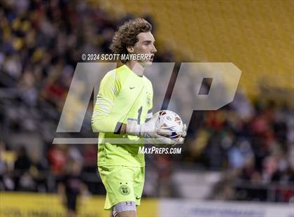 Thumbnail 1 in St. Ignatius vs. St. Charles (OHSAA Division I Final) photogallery.