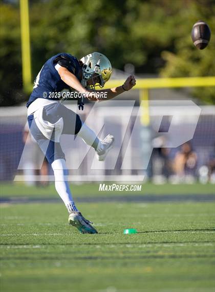 Thumbnail 3 in JV: St. Francis @ Notre Dame (SO) photogallery.