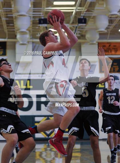 Thumbnail 2 in Scottsdale Christian Academy vs Verrado (Horizon Holiday Hoops) photogallery.