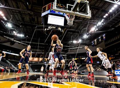 Thumbnail 2 in St. Henry vs Holmes (KHSAA 9th Region Tournament) photogallery.