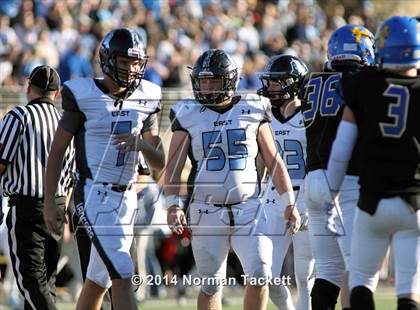 Thumbnail 2 in Hutchinson vs. East (KSHSAA 6A Final) photogallery.