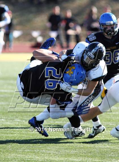 Thumbnail 1 in Hutchinson vs. East (KSHSAA 6A Final) photogallery.