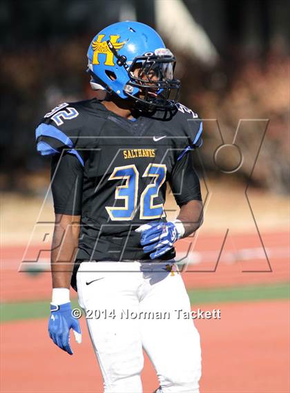 Thumbnail 2 in Hutchinson vs. East (KSHSAA 6A Final) photogallery.
