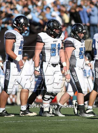 Thumbnail 2 in Hutchinson vs. East (KSHSAA 6A Final) photogallery.