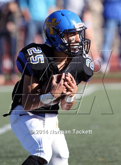 Thumbnail 2 in Hutchinson vs. East (KSHSAA 6A Final) photogallery.