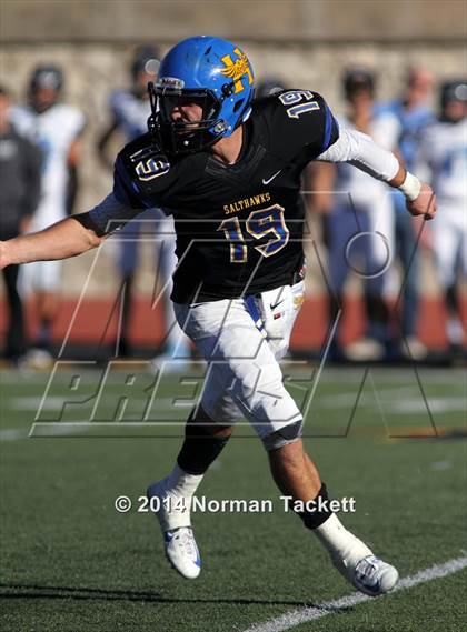 Thumbnail 1 in Hutchinson vs. East (KSHSAA 6A Final) photogallery.