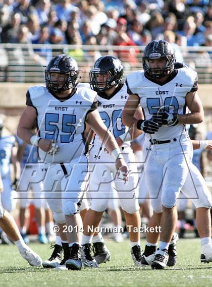 Thumbnail 3 in Hutchinson vs. East (KSHSAA 6A Final) photogallery.