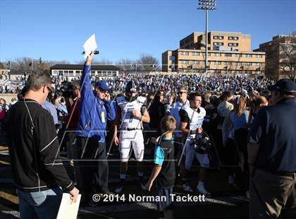 Thumbnail 2 in Hutchinson vs. East (KSHSAA 6A Final) photogallery.