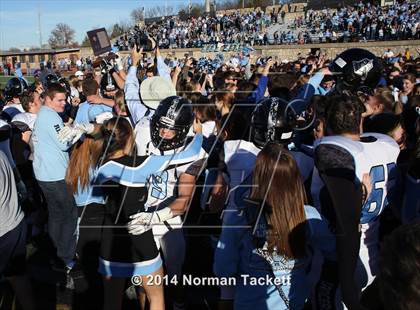 Thumbnail 3 in Hutchinson vs. East (KSHSAA 6A Final) photogallery.