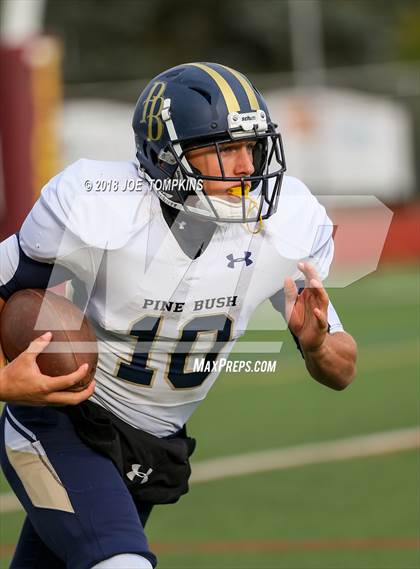 Thumbnail 3 in Pine Bush vs. Monroe-Woodbury (Section 9 Class AA Semifinal ) photogallery.