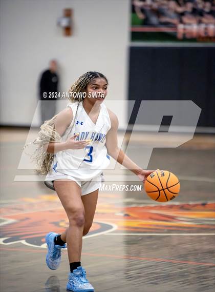 Thumbnail 1 in Triton vs. Elizabeth Seton (Battle in the Bull Invitational) photogallery.