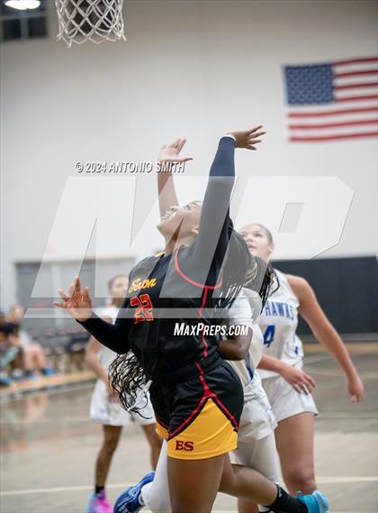 Thumbnail 3 in Triton vs. Elizabeth Seton (Battle in the Bull Invitational) photogallery.