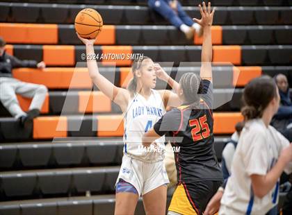Thumbnail 1 in Triton vs. Elizabeth Seton (Battle in the Bull Invitational) photogallery.