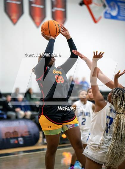 Thumbnail 2 in Triton vs. Elizabeth Seton (Battle in the Bull Invitational) photogallery.