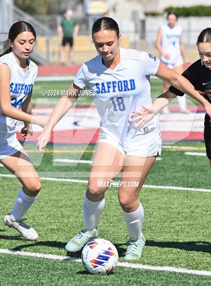 Thumbnail 3 in Gilbert Christian vs. Safford (AIA 3A Final) photogallery.