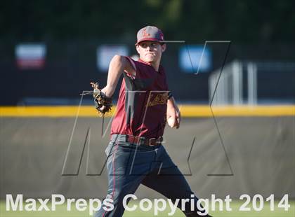 Thumbnail 1 in Lassiter vs. Johns Creek (GHSA Round 2 Playoff) photogallery.