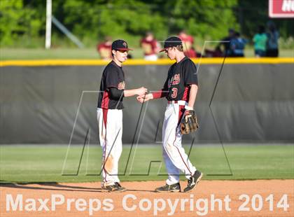 Thumbnail 2 in Lassiter vs. Johns Creek (GHSA Round 2 Playoff) photogallery.