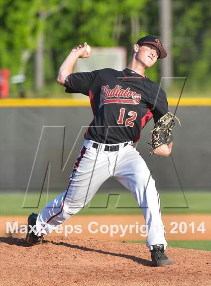 Thumbnail 3 in Lassiter vs. Johns Creek (GHSA Round 2 Playoff) photogallery.