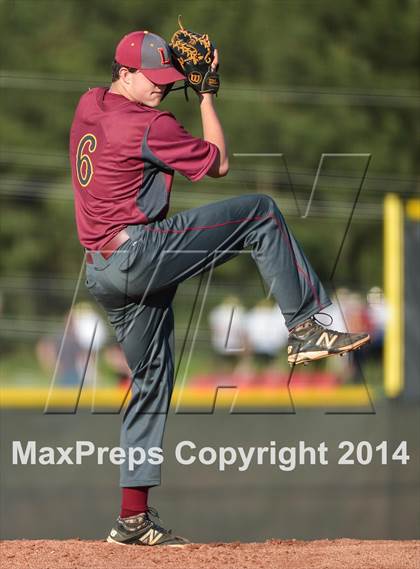 Thumbnail 1 in Lassiter vs. Johns Creek (GHSA Round 2 Playoff) photogallery.
