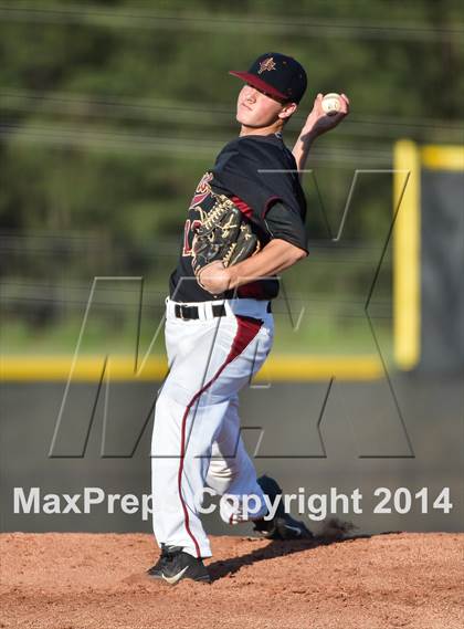 Thumbnail 3 in Lassiter vs. Johns Creek (GHSA Round 2 Playoff) photogallery.