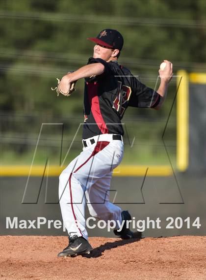 Thumbnail 1 in Lassiter vs. Johns Creek (GHSA Round 2 Playoff) photogallery.