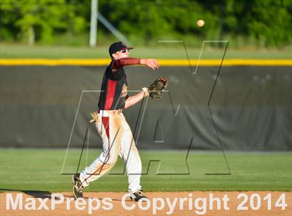 Thumbnail 2 in Lassiter vs. Johns Creek (GHSA Round 2 Playoff) photogallery.