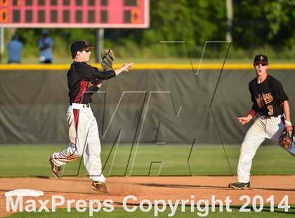 Thumbnail 1 in Lassiter vs. Johns Creek (GHSA Round 2 Playoff) photogallery.