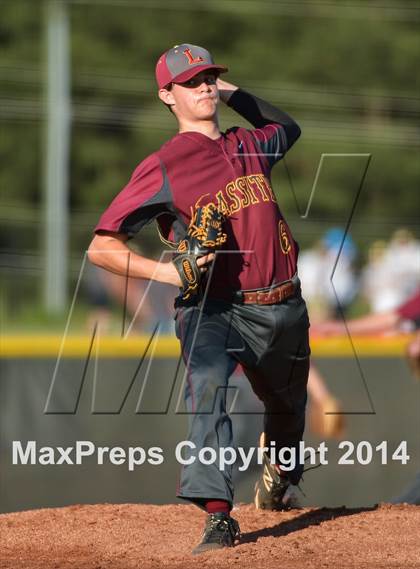 Thumbnail 2 in Lassiter vs. Johns Creek (GHSA Round 2 Playoff) photogallery.