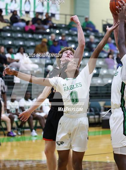 Thumbnail 2 in JV: Gary @ Tatum photogallery.