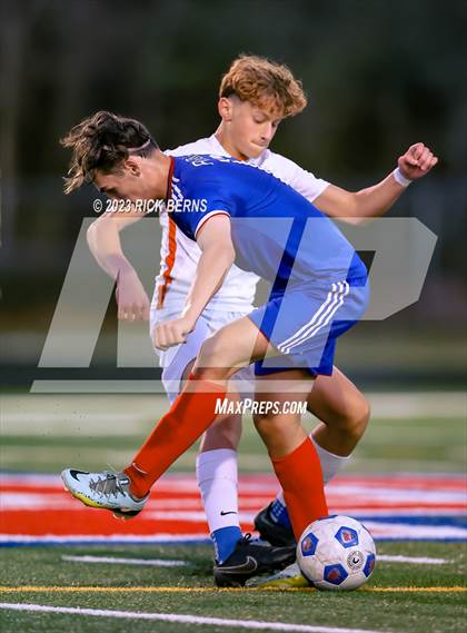 Thumbnail 1 in Grand Oaks @ Oak Ridge (Battle of the Oaks) photogallery.
