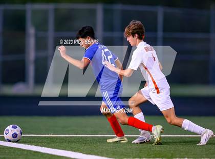 Thumbnail 2 in Grand Oaks @ Oak Ridge (Battle of the Oaks) photogallery.