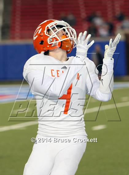 Thumbnail 1 in Gilmer vs. Celina (UIL 4A Semifinal) photogallery.