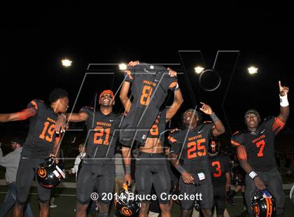 Thumbnail 2 in Gilmer vs. Celina (UIL 4A Semifinal) photogallery.