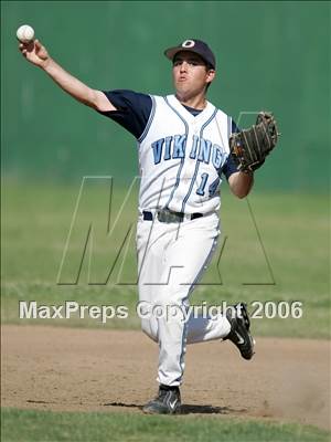 Thumbnail 3 in Oakmont vs Vanden (D3 Section Final) photogallery.