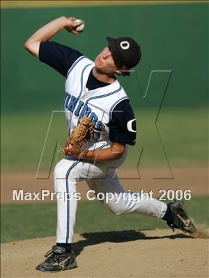 Thumbnail 2 in Oakmont vs Vanden (D3 Section Final) photogallery.