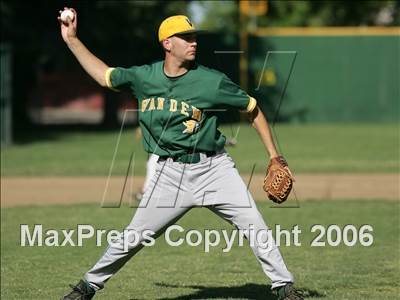 Thumbnail 2 in Oakmont vs Vanden (D3 Section Final) photogallery.