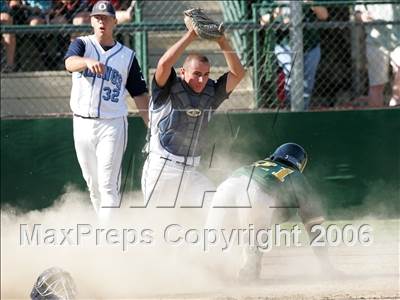 Thumbnail 1 in Oakmont vs Vanden (D3 Section Final) photogallery.