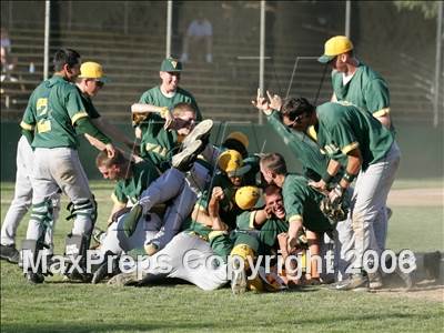 Thumbnail 3 in Oakmont vs Vanden (D3 Section Final) photogallery.
