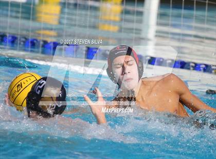 Thumbnail 1 in Newport Harbor vs. Oaks Christian (CIF SoCal Regional D1 Semifinal) photogallery.