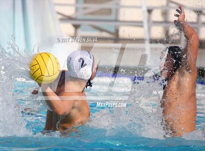 Thumbnail 2 in Newport Harbor vs. Oaks Christian (CIF SoCal Regional D1 Semifinal) photogallery.