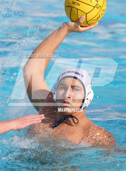 Thumbnail 3 in Newport Harbor vs. Oaks Christian (CIF SoCal Regional D1 Semifinal) photogallery.