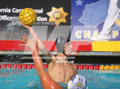 Thumbnail 2 in Newport Harbor vs. Oaks Christian (CIF SoCal Regional D1 Semifinal) photogallery.