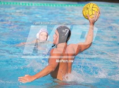 Thumbnail 2 in Newport Harbor vs. Oaks Christian (CIF SoCal Regional D1 Semifinal) photogallery.