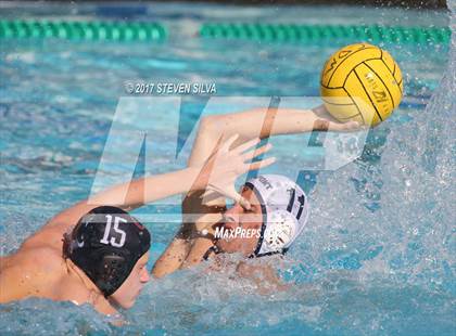 Thumbnail 2 in Newport Harbor vs. Oaks Christian (CIF SoCal Regional D1 Semifinal) photogallery.