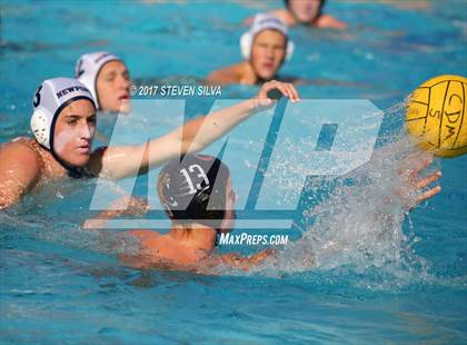 Thumbnail 3 in Newport Harbor vs. Oaks Christian (CIF SoCal Regional D1 Semifinal) photogallery.