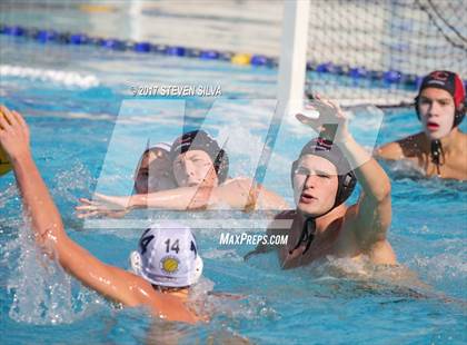 Thumbnail 2 in Newport Harbor vs. Oaks Christian (CIF SoCal Regional D1 Semifinal) photogallery.