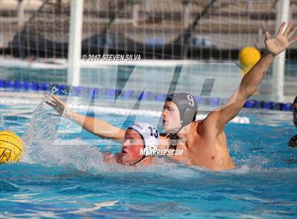 Thumbnail 3 in Newport Harbor vs. Oaks Christian (CIF SoCal Regional D1 Semifinal) photogallery.