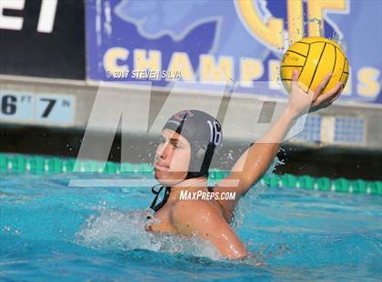Thumbnail 2 in Newport Harbor vs. Oaks Christian (CIF SoCal Regional D1 Semifinal) photogallery.